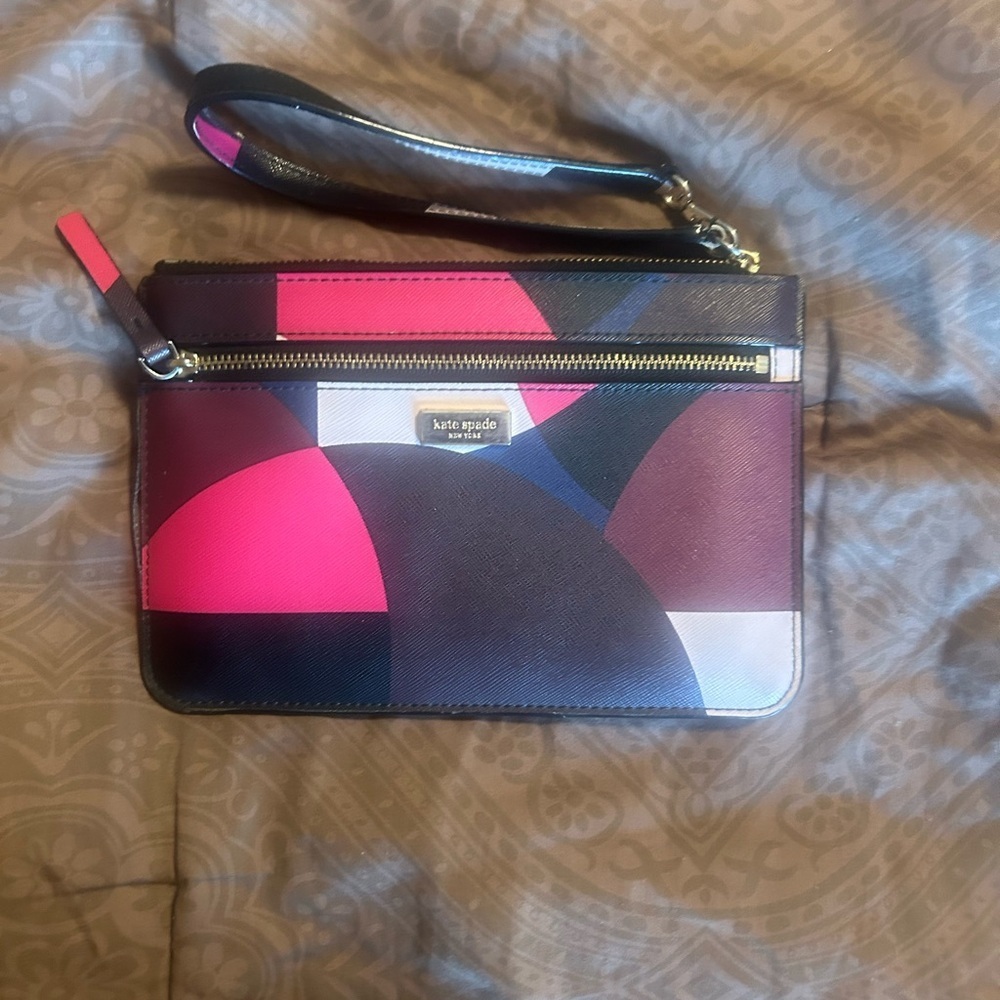 Kate Spade Pink and Black Geometric Wristlet Clutch